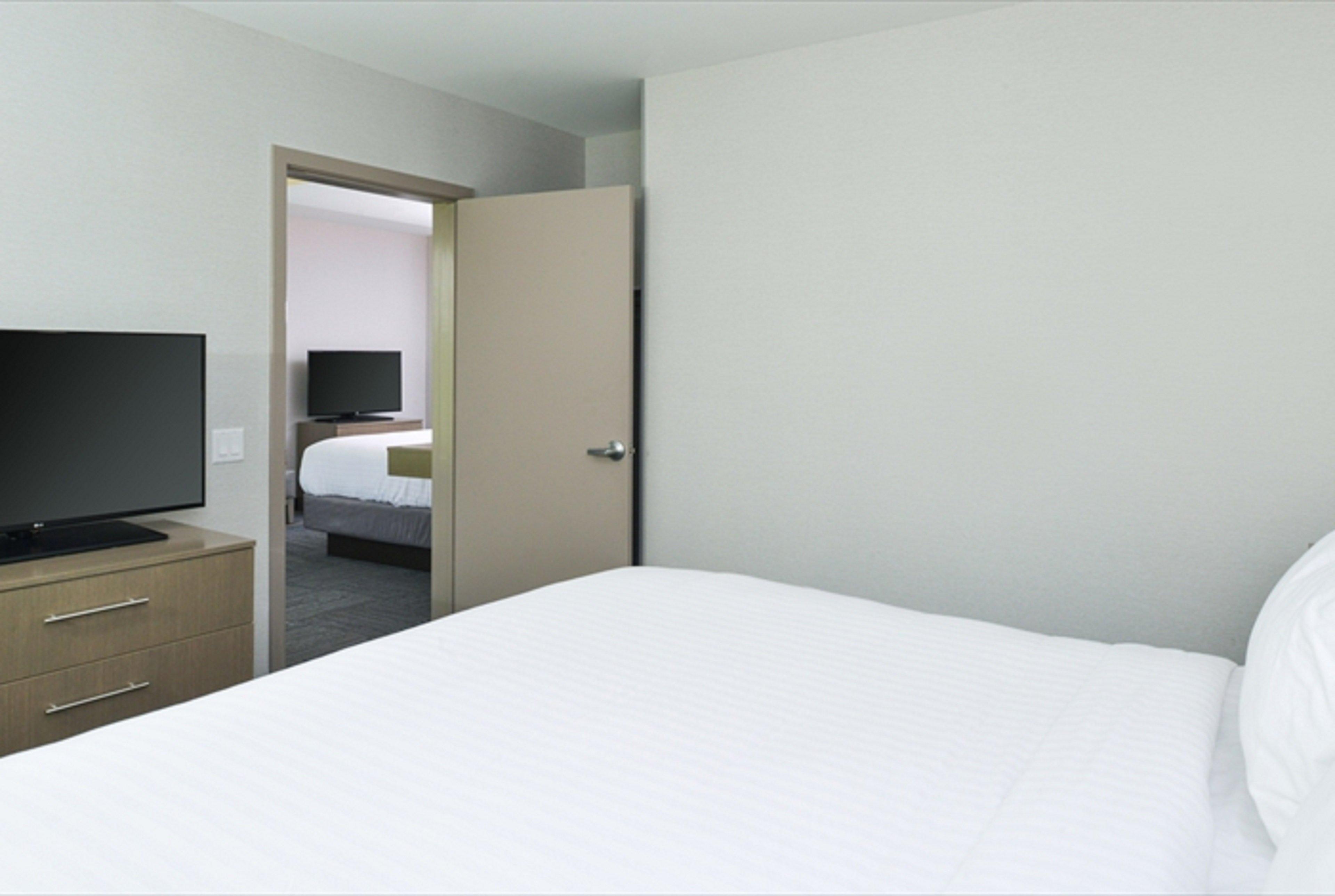 Holiday Inn Express & Suites Shippensburg By Ihg Bagian luar foto