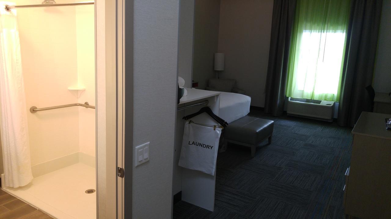 Holiday Inn Express & Suites Shippensburg By Ihg Bagian luar foto